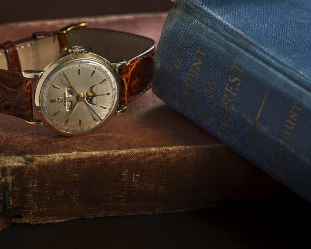 How To Sell A Vintage Watch: A Complete Guide